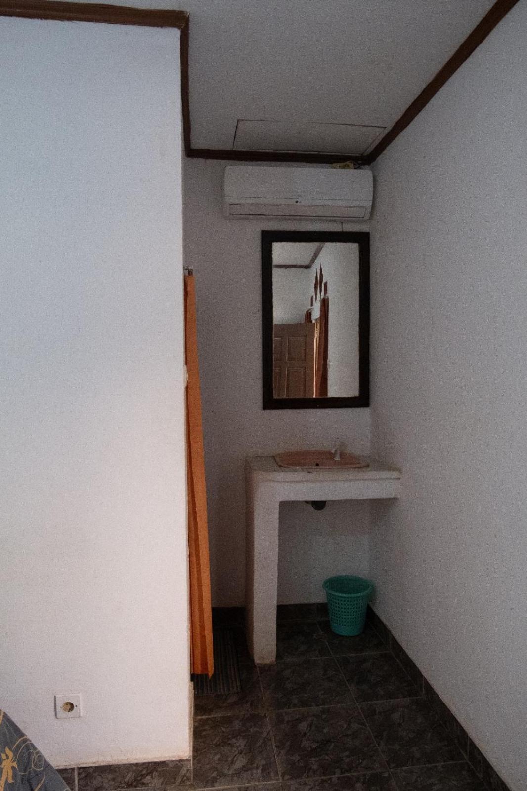 Gani Homestay Kuta  Bagian luar foto